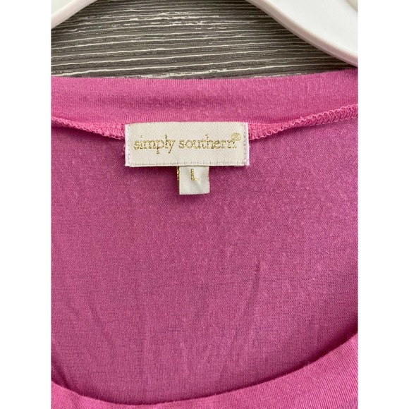 Simply southern large pink knot shirt - Picture 2 of 4